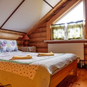 Эконом - Комната "Со старинным комодом"