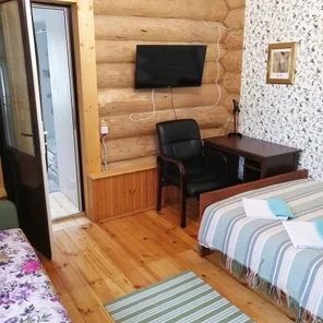 Стандарт - "Ежевичная" комната